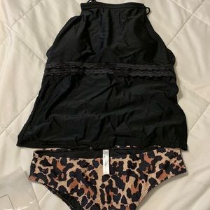 Two-piece Beachsissi high neck suit with animal print bottoms